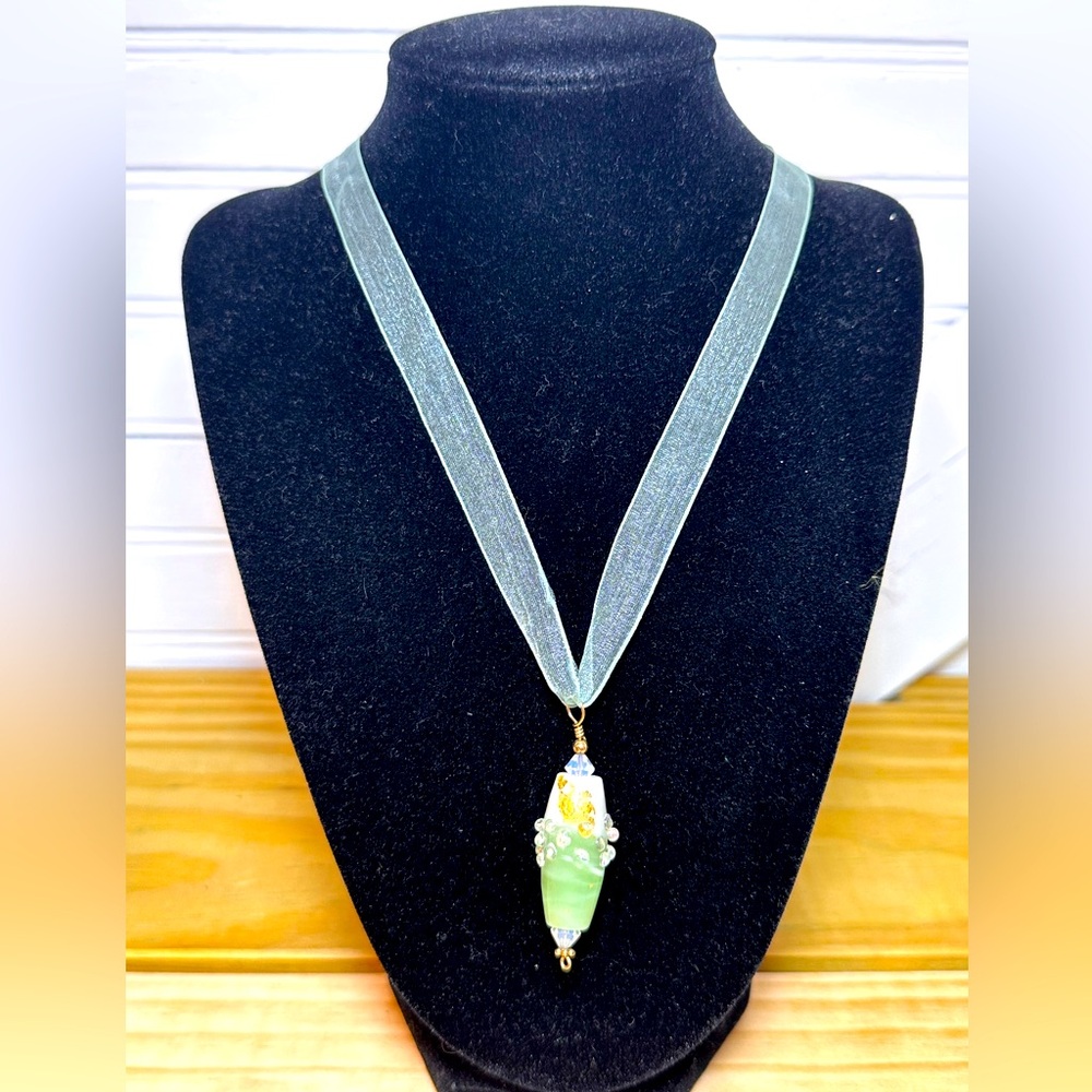Vintage ribbon choker Necklace sea green glass‎ bead Pendant Fairy Y2K Choker